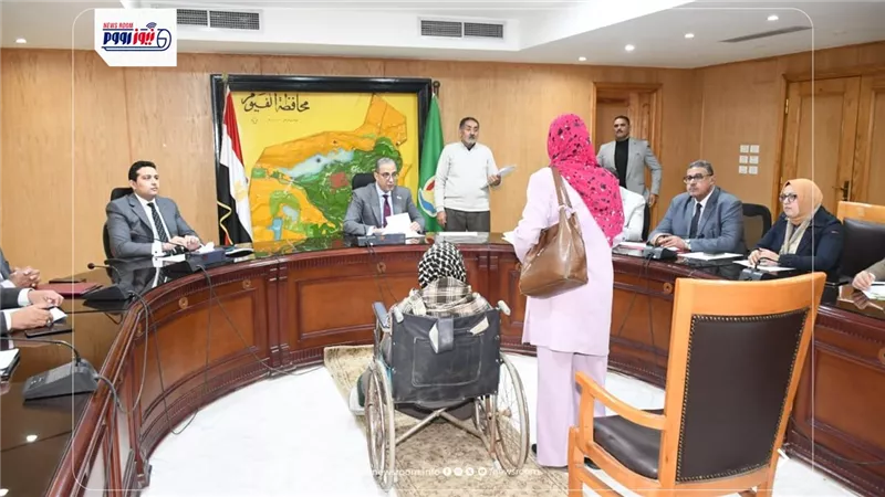 «الأنصاري» يوجه بتوفير مشروعات تنموية وفرص عمل وتراخيص أكشاك للأولى بالرعاية