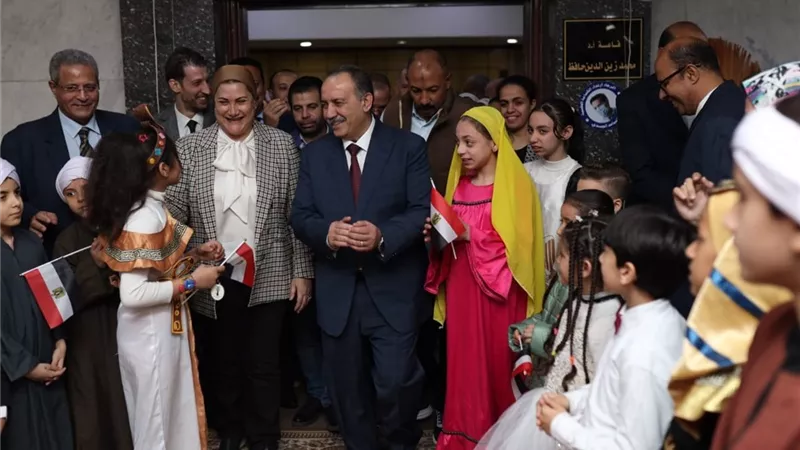 رئيسة المجلس القومي للطفولة ومحافظ أسيوط يفتتحان فرع المجلس بالمحافظة