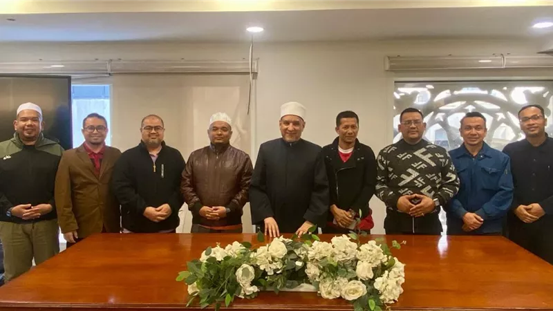 انطلاق دورة «إعداد الداعية المعاصر» بمشاركة وفود من ست دول