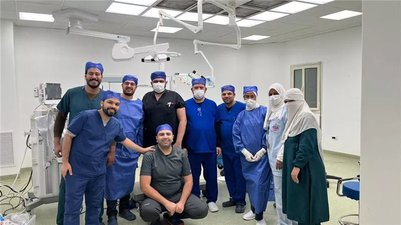 تدخل طبي سريع ينقذ رضيع بعد ساعات من ولادته بمستشفي القناطر الخيرية بالقليوبية