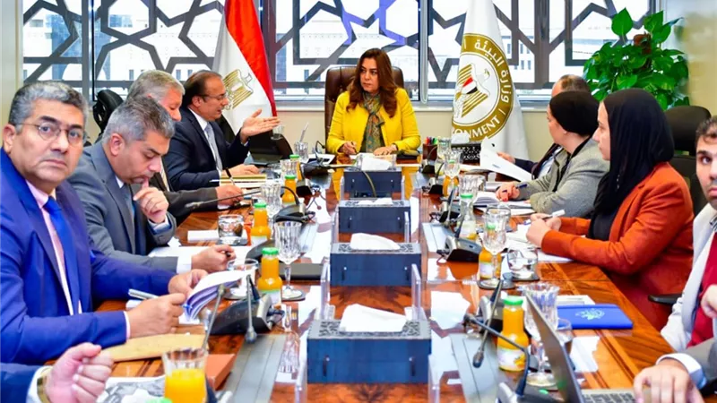 وزيرة البيئة تلتقي عددًا من المستثمرين لدفع مسار الاستثمار المستدام بالمحميات 