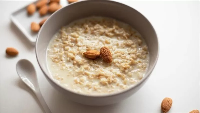 بدون لحم وبطعم غني.. طريقة عمل  شوربة الشوفان الصحية للرجيم