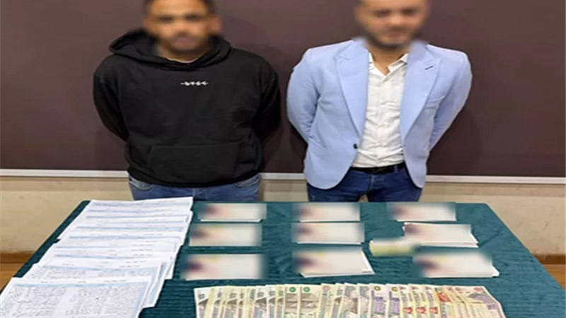 ضبط محاولات شراء الأصوات بالمعصرة.. شخصان يحملان كروت دعاية ومبالغ مالية