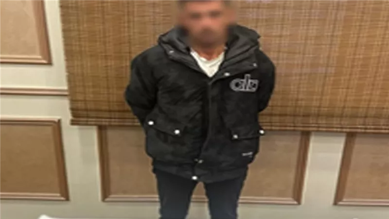 بطاقات شخصية وانتخابية ومبالغ أمام لجنة بالقنطرة لتوجيه الناخبين 