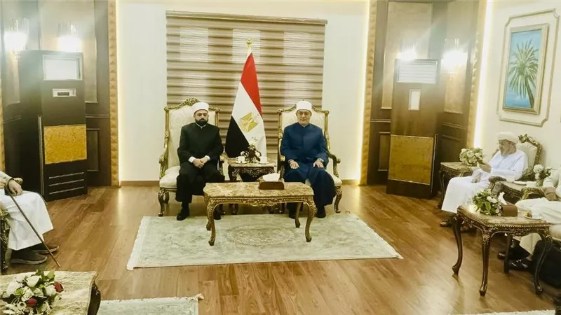 مفتي الجمهورية يودع الوفود المشاركة في الندوة العالمية الثانية للإفتاء