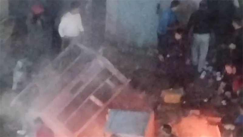 السيطرة على حريق داخل مطعم شهير بحدائق الأهرام قبل إمتداده للمحلات المجاورة 