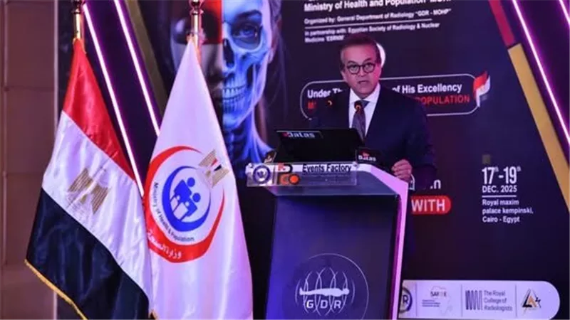 وزير الصحة يتفقد المعرض الدولي للأشعة ويؤكد دعم مصر لتوطين الصناعة الطبية