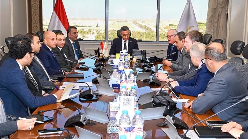وزير التموين يشرف على تتبع السلع وتعزيز التحول الرقمي بالإمداد