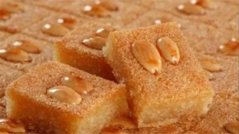 طريقة عمل البسبوسة خطوة بخطوة.. أسهل الطرق والوصفات المختلفة 
