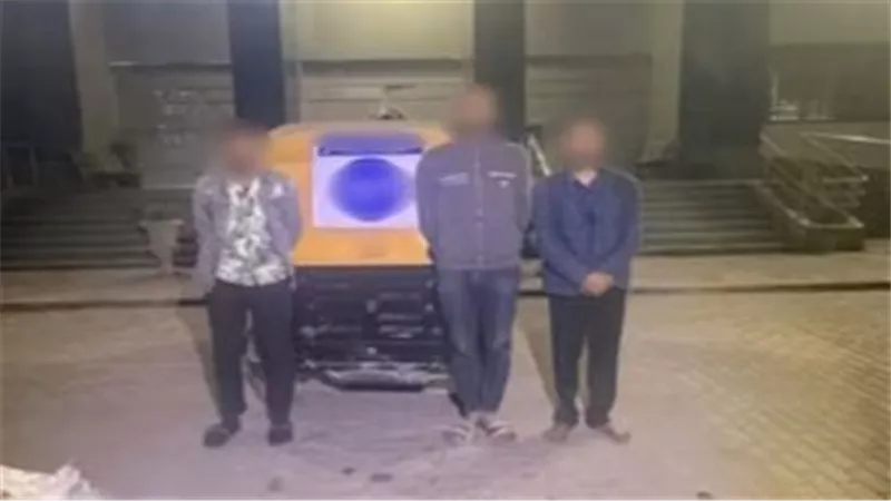 بيجمعوا خردة.. التحريات تكشف حقيقة سرقة حديد أحد الكباري في القاهرة