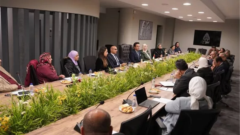 حزب الوعى يعقد ندوة  نقاشية بعنوان 