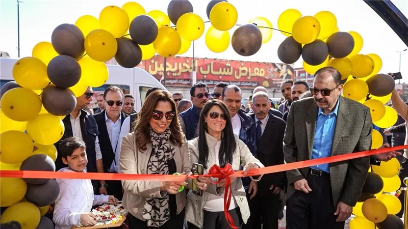 وزيرتا التخطيط والتنمية المحلية ومحافظ سوهاج يتفقدون كورنيش النيل ويفتتحون حدي