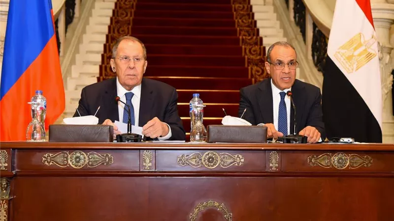  مشاورات سياسية بين وزيرى الخارجية المصري والروسي بالقاهرة