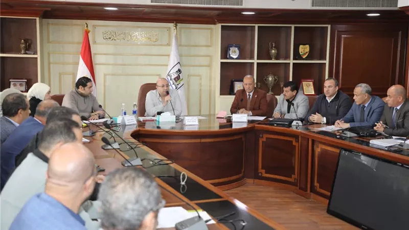 رصد 122 حالة غياب ببنى سويف والمحافظ يوجه التفتيش بمتابعة الإجراءات القانونية