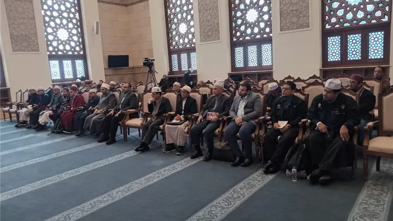 رئيس جامعة الأزهر يحاضر حول