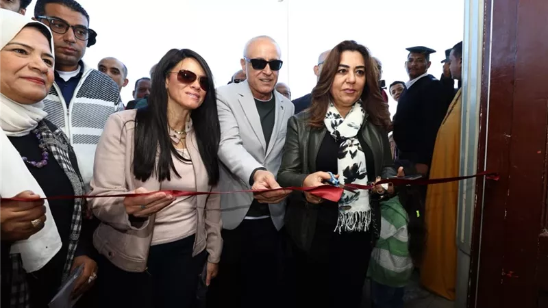 وزيرة التخطيط ووزيرة التنميةومحافظ الأقصر يتفقدون تطوير كورنيش إسنا التاريخية