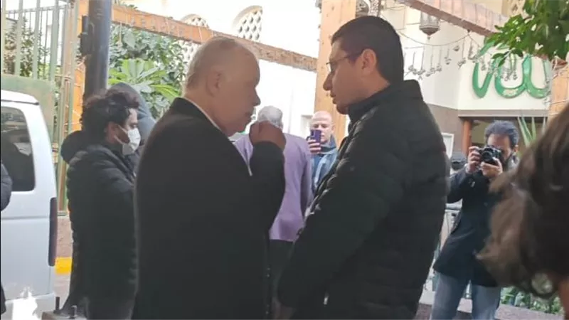 وسط حضور فني لافت.. تشييع جنازة الفنانة 