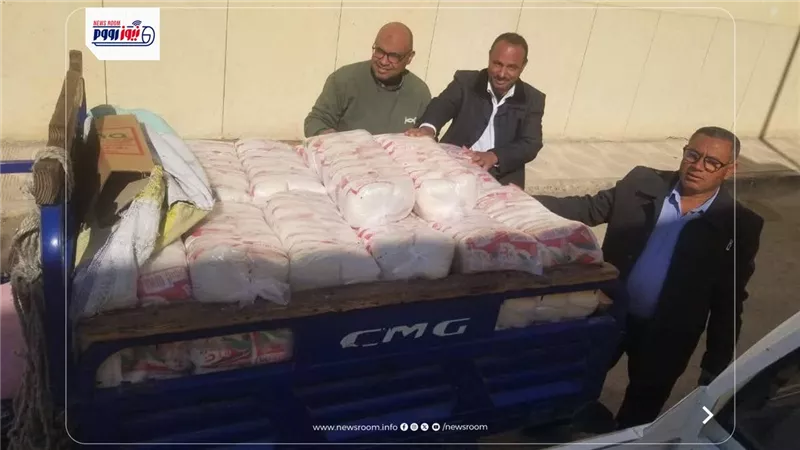 ضبط طن سكر تمويني مدعم قبل بيعه بالسوق السوداء وتحرير 200 مخالفة بالمنيا