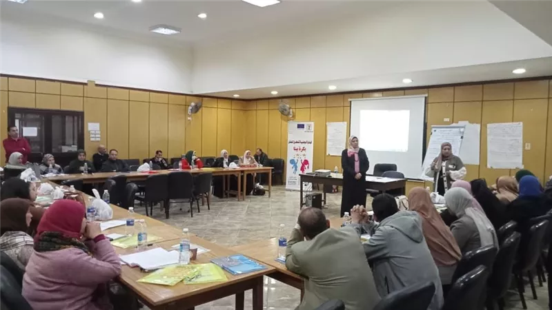 محافظ أسيوط يعلن ختام المرحلة الثالثة لورش عمل الدليل المعياري الموحد
