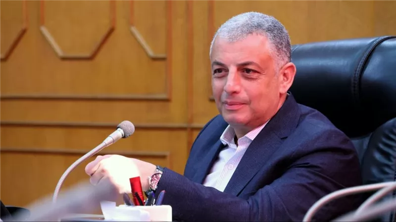 محافظ الإسماعيلية يتابع الاستعدادات النهائية لتشغيل وافتتاح 