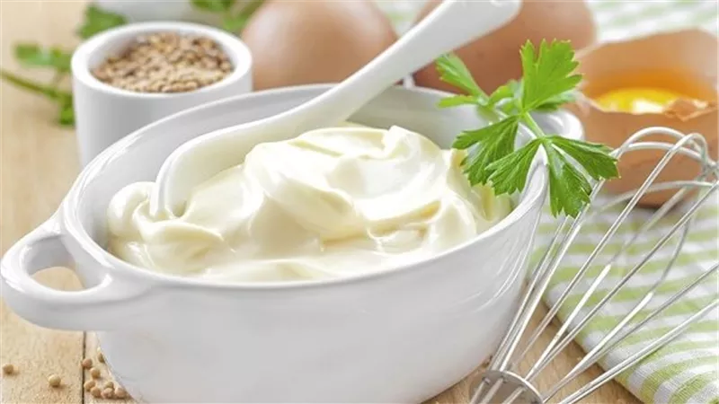 طريقة عمل الثومية السوري الأصلية.. «مش هتشتريها من برا تاني»