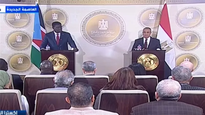مؤتمر صحفي لوزير الخارجية مع نظيره الجنوب سوداني| بث مباشر