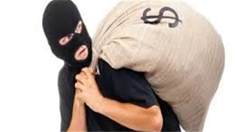 القبض على سائق قام بسرقة خزينه من مهندس كميائى فى بولاق الدكرور