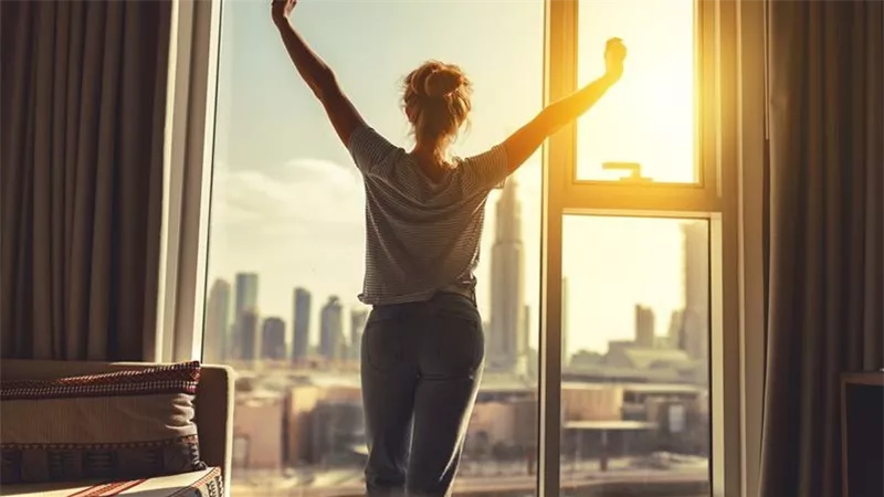 5 عادات صباحية تمنحك طاقة إيجابية طوال اليوم.. تعرف عليها 