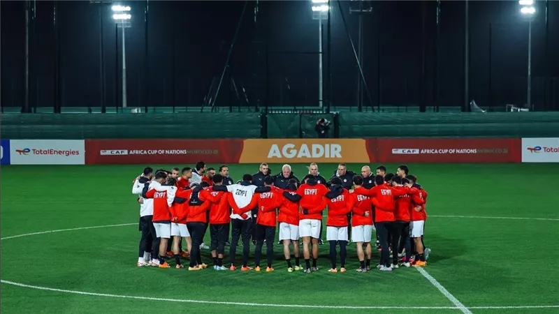 رسالة عمرو زكي للاعبي المنتخب : عندما توجنا ببطولة 2008 لم نكن ضمن الترشيحات