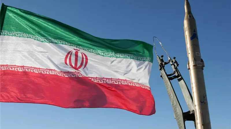 هل تهاجم إسرائيل إيران؟.. ماهر نيقولا يكشف حقيقة التصعيد