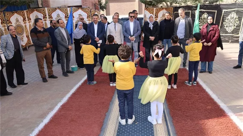 محافظ المنوفية يتفقد أعمال تطويرالحملة الميكانيكية بقويسنا