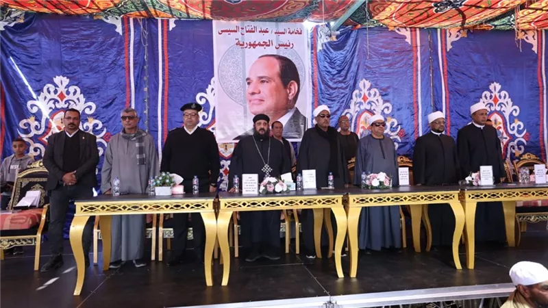 في مشهد مهيب.. الأزهر ينجح في إنهاء خصومة ثأرية بالصعيد