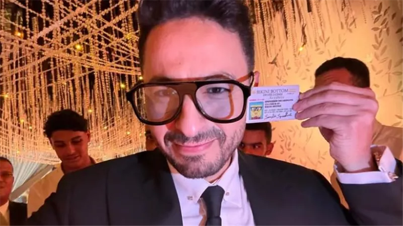 بكارت أنا سبونج بوب.. حمادة هلال يمازح جمهوره بأحدث منشوراته