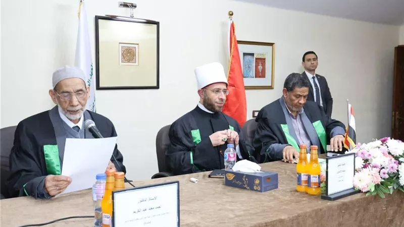 وزير الأوقاف يشارك في مناقشة رسالة ماجستير بالمعهد العالي للدراسات الإسلامية
