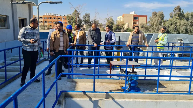 رئيس مياه سوهاج يتفقد محطات مياه الشرب والصرف الصحى بجرجا 