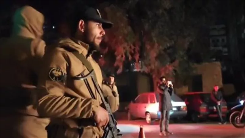 الجيش السوري يطالب تنظيم قسد بتسليم أسلحتهم وأنفسهم   