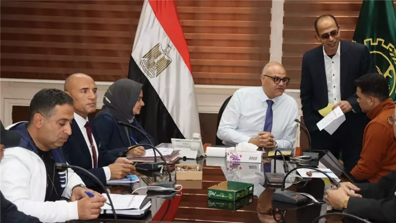 محافظ القليوبية يعقد اللقاء الجماهيري بديوان عام المحافظة لحل مشكلات المواطنين