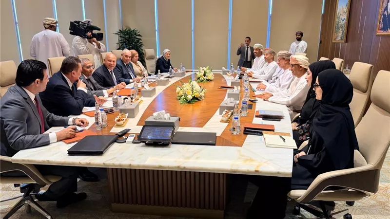 مصر وعمان يبحثان إنشاء وإدارة المناطق الصناعية وعقد الشراكات الصناعية  