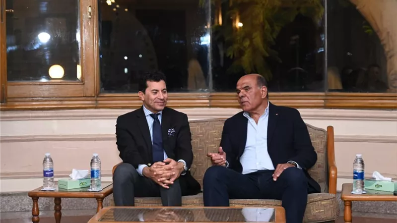 أشرف صبحي: الدولة حريصة على استقرار جميع الأندية الرياضية