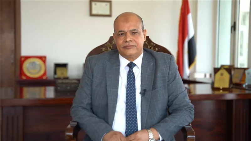 بمناسبة الأعياد.. صرف مرتبات يناير وفبراير ومارس للعاملين بالدولة 
