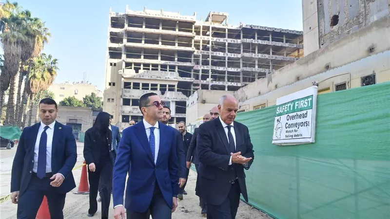 وزير الاستثمار يتفقد مشروع تطوير مبني وزارة الداخلية بـ «لاظوغلي»