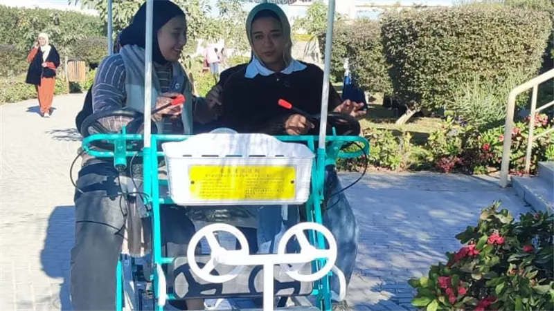 جامعة بدر بأسيوط تطلب تجربة المركبة الخفيفة الصديقة للبيئة داخل الحرم الجامعي