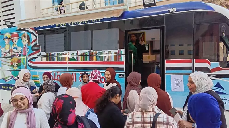 محافظ أسيوط: استمرار فعاليات مكتبة مصر العامة المتنقلة لتعزيز الوعي الثقافي
