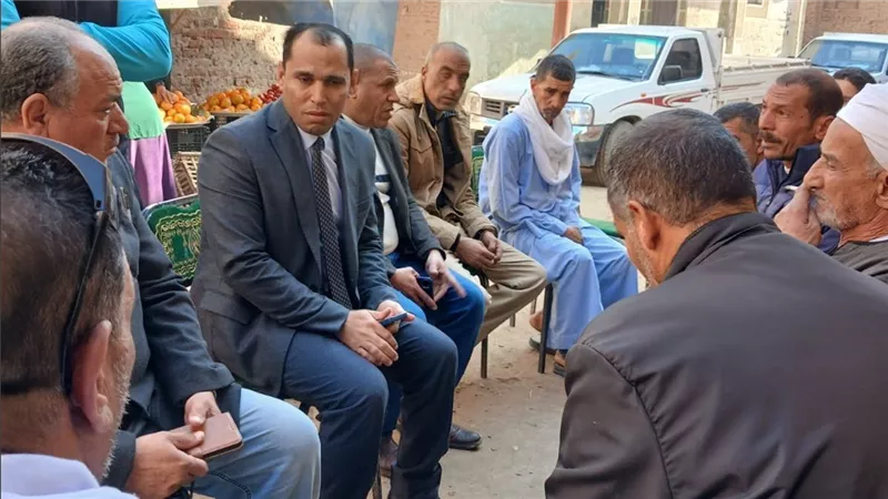 بالصور.. مديرية العمل بالفيوم تقدم واجب العزاء لأسر 8 من العمالة غير المنتظمة