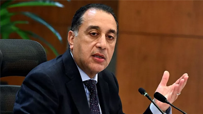رئيس الوزراء يتفقد عدد من المستشفيات بمحافظتي القاهرة والجيزة