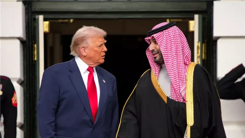 هل يقطع ترامب المساعدات العسكرية لإسرائيل للتحالف مع دول الخليج؟|القصة الكاملة
