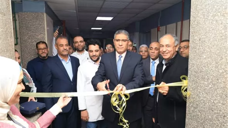محافظ الجيزة يفتتح قسم رعاية المخ والأعصاب بمستشفى الوراق المركزي