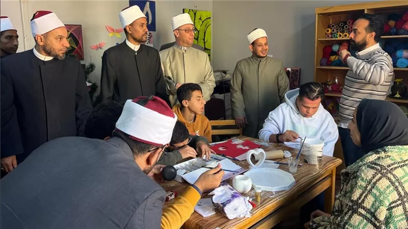 أوقاف السويس تشارك ذوي الهمم أنشطتهم الإبداعية في زيارة تفاعلية لجمعية الصفاء