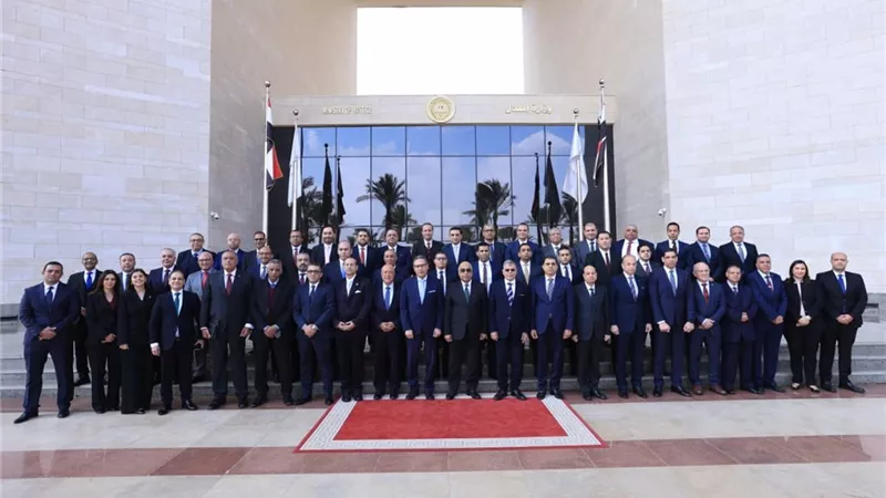 البنك الأهلي المصري يفتتح قاعات التقاضي الإلكترونية لتعزيز التحول الرقمي