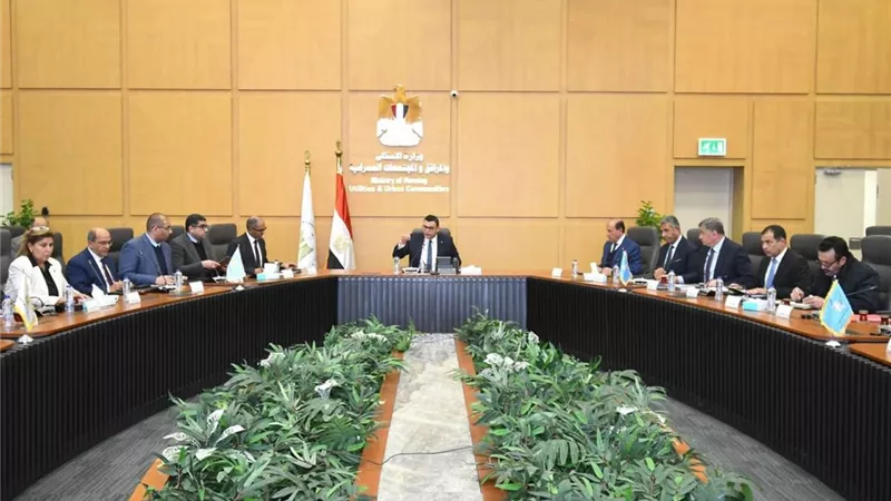 وزير الإسكان يوجه بسرعة الانتهاء من مشروعات «حياة كريمة» بالمرحلة الأولى